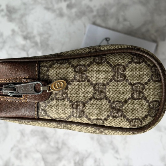 Vintage Gucci pouch - Picture 4 of 16